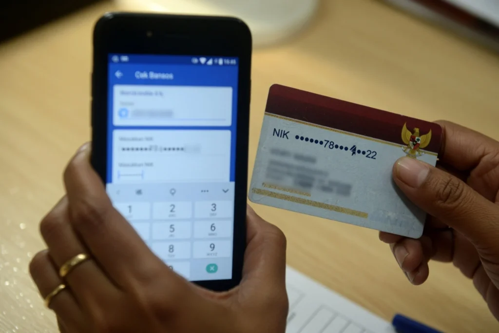 Cek bansos lewat aplikasi Cek Bansos Kemensos