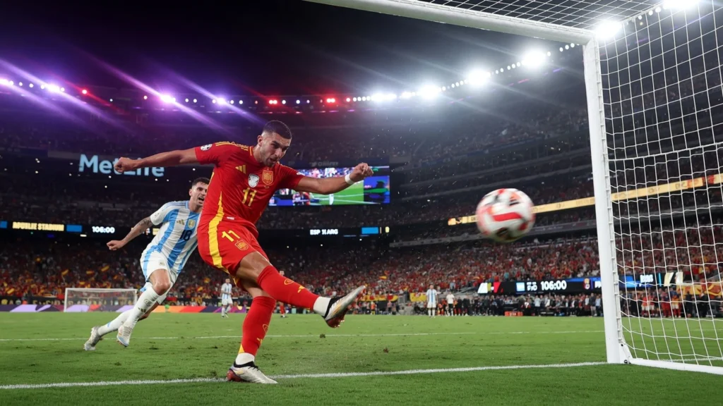 Kontras Ramal Pemenang Piala dengan Realitas Final