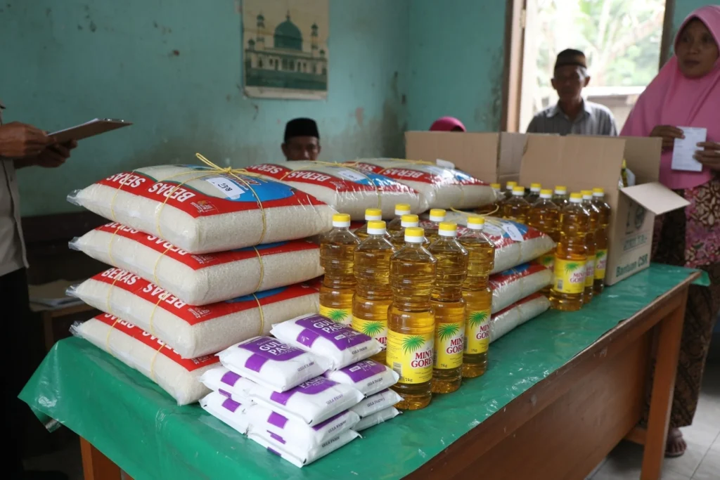 Apresiasi perangkat desa dan makna gotong royong