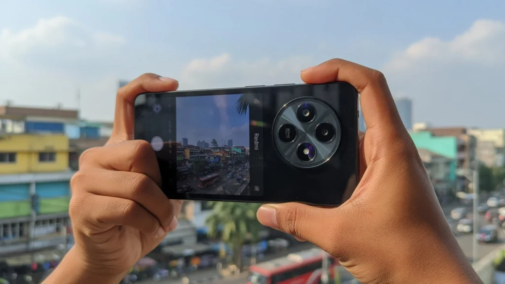 Kualitas panel layar serta kenyamanan visual jangka panjang