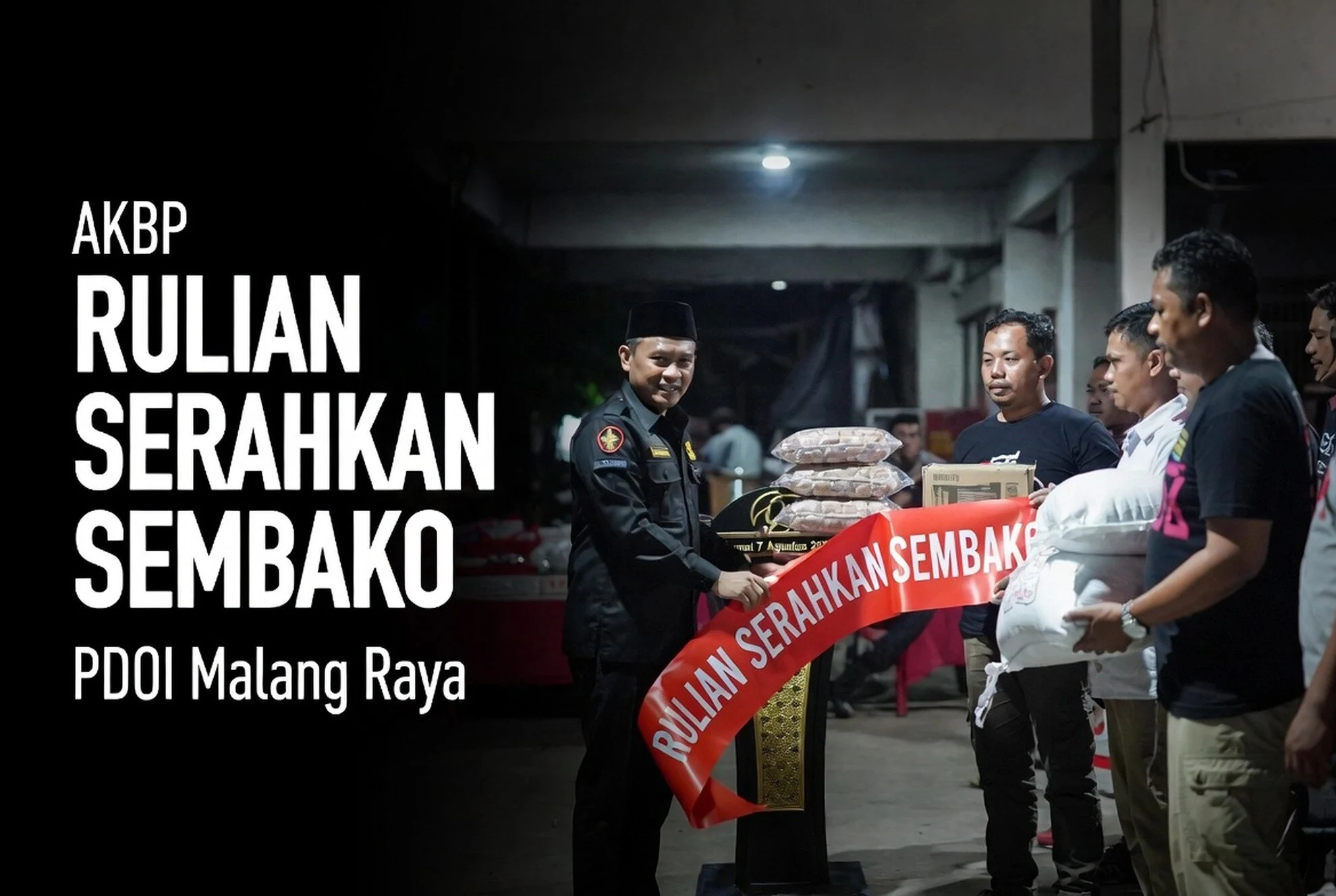 AKBP Rulian Serahkan Sembako, Ojol Malang Diajak Mitra Kamtibmas