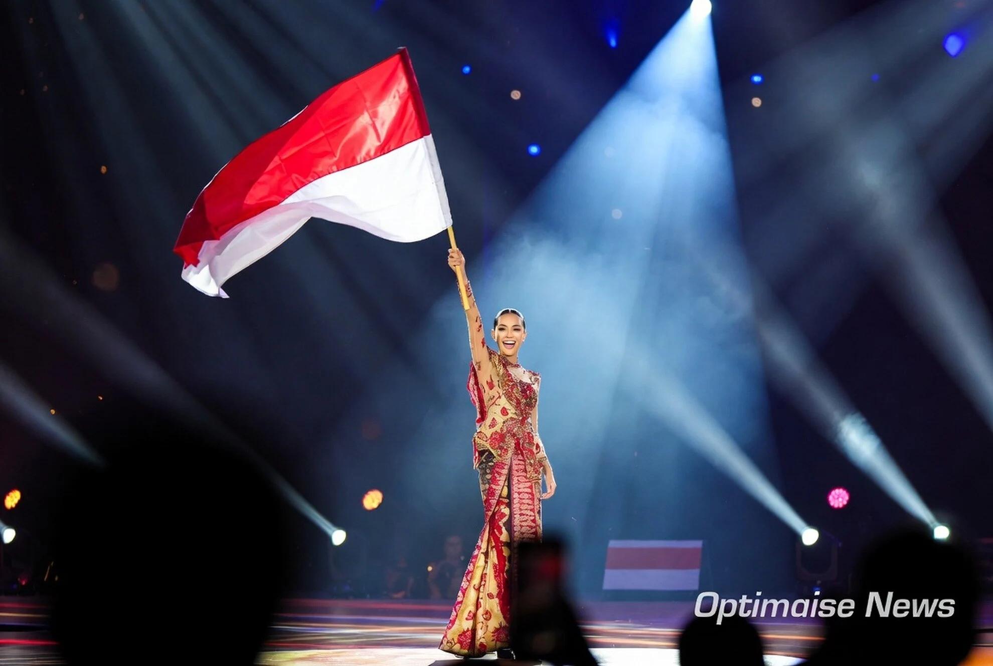 Agnes Rahajeng Sabet Mahkota Regional Usai Top 12 di Polandia