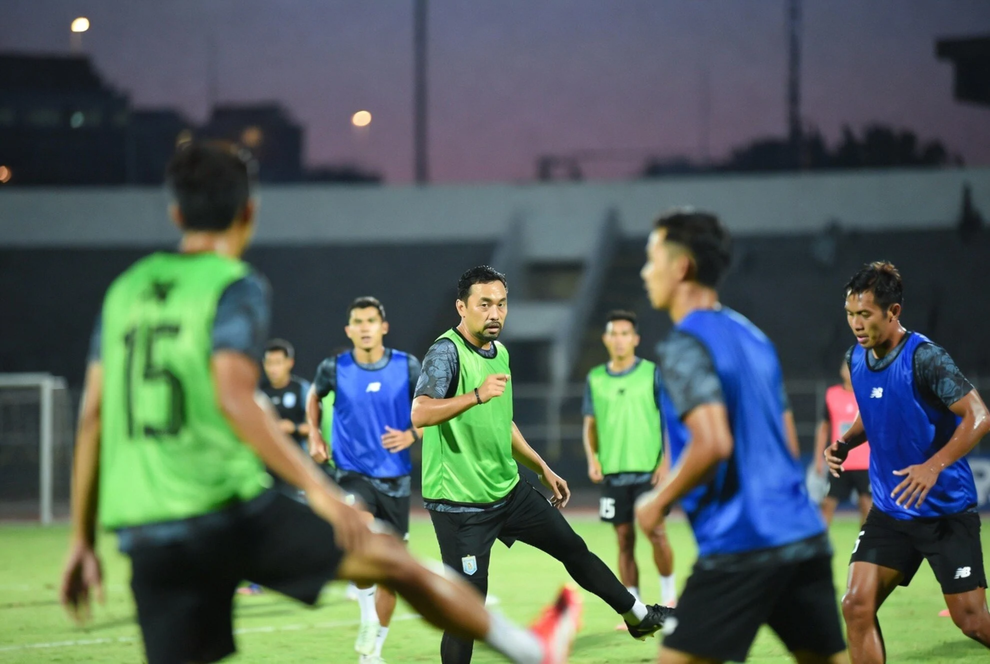 Derbi Jawa Timur: Persebaya vs Arema FC di Semifinal Piala Presiden