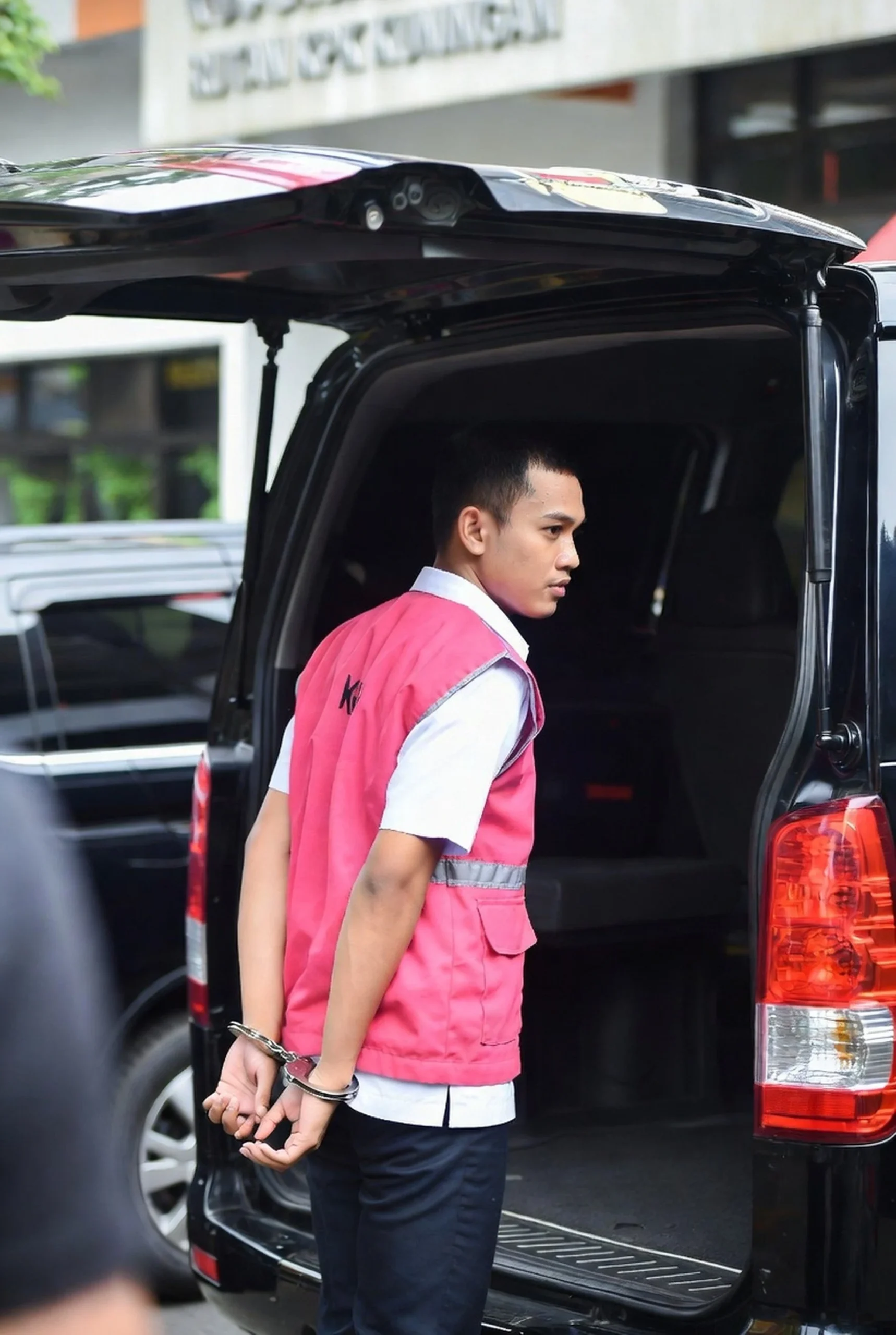 Detail Perjalanan dan Kondisi Febrie di Mobil Tahanan