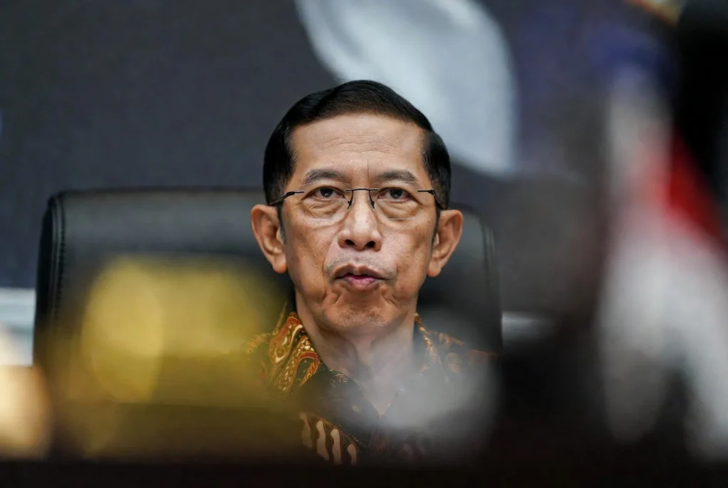 Perbandingan Pergerakan Emas dan Perak