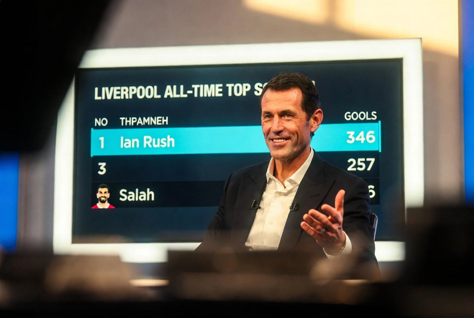 Ian Rush Lega Rekor 346 Gol Aman Usai Salah ke Trabzonspor