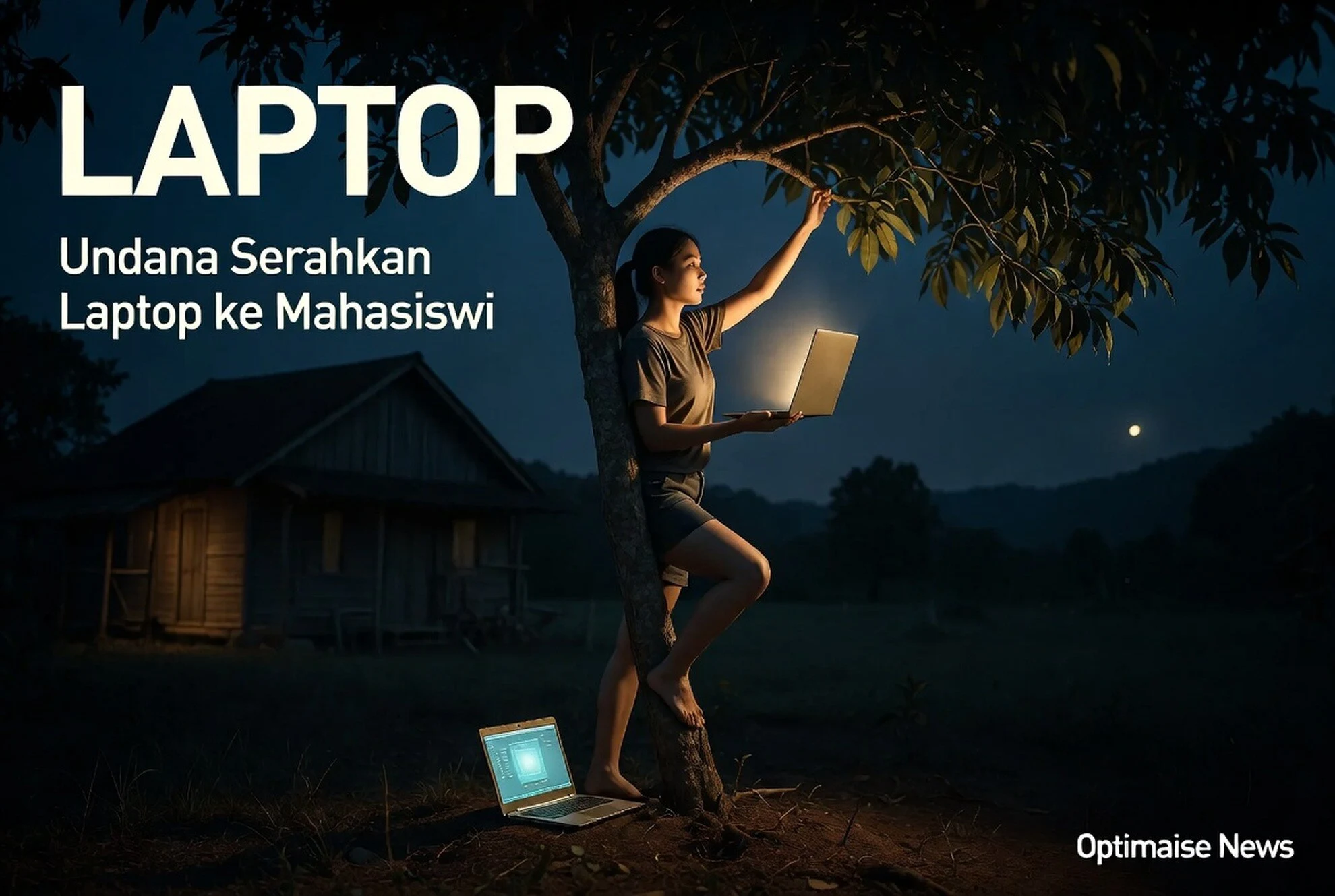 Undana Serahkan Laptop ke Mahasiswi Nenik Agung dari Manggarai Timur